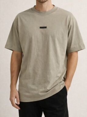 AUTHENTIC Men's FEAR IF GOD ESSENTIALS TEE